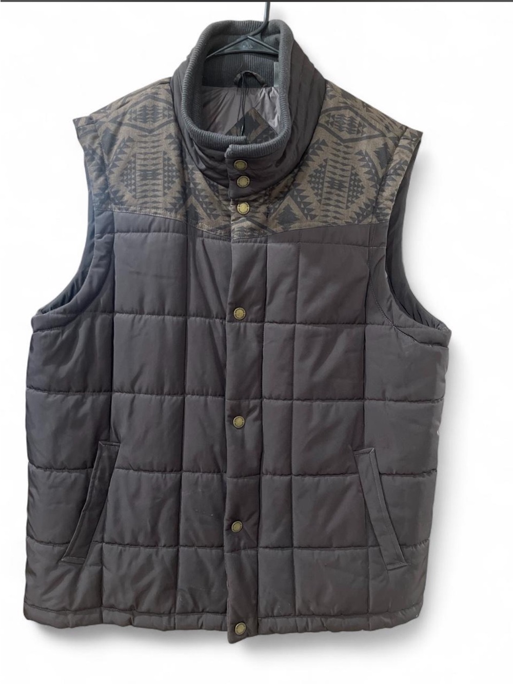 Men’s Pendleton puffer vest